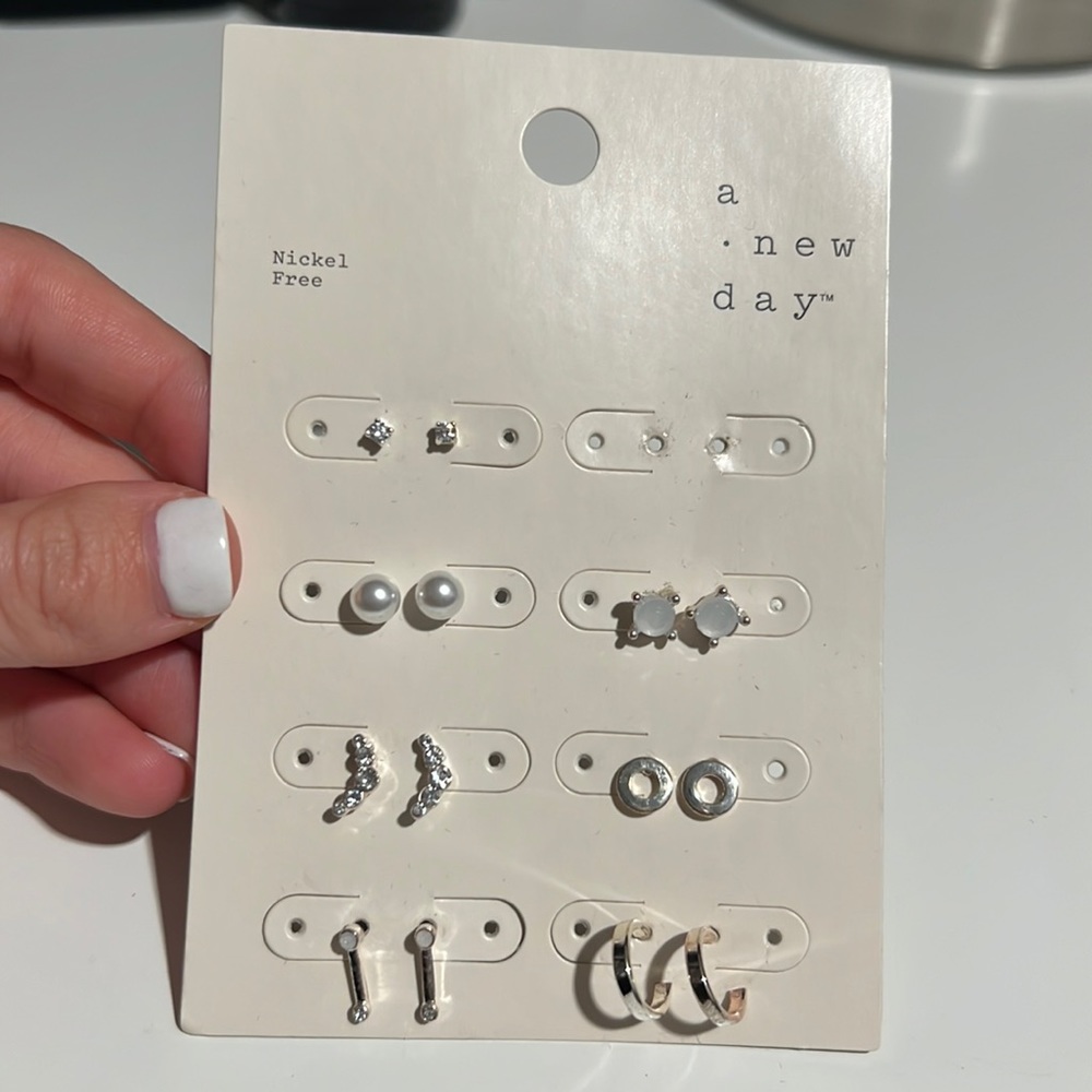 Set of earrings